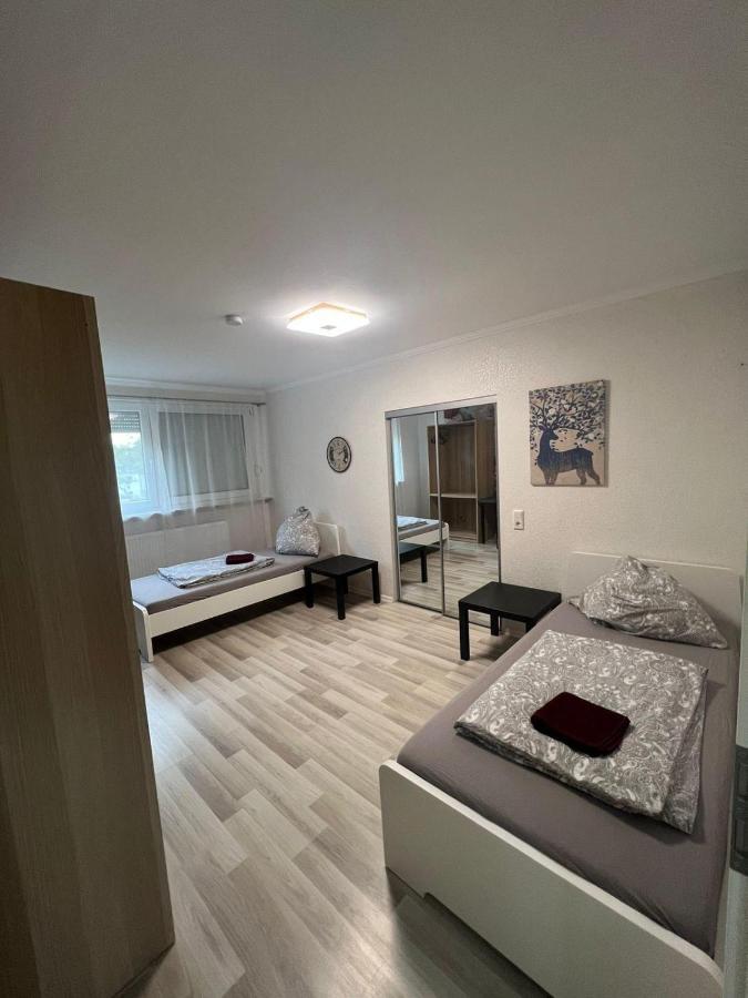 Zentral Gelegenes Apartment In Moenchengladbach Mit W-Lan Екстериор снимка